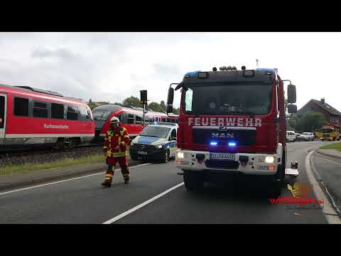 Zugunfall in Feudingen – PKW kollidiert mit Kurhessenbahn