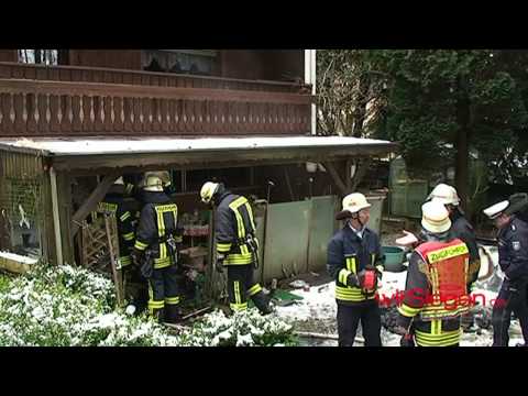 Burbach Lützeln: Kellerbrand -- Küche in Flammen