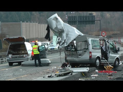 Schwerer Unfall auf der A 45 - Drei Tote und mehrere Schwerverletzte (Wetzlar/Hessen)