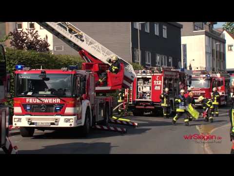 Feuerwehr-Großeinsatz in Siegen-Achenbach (Siegen/NRW)