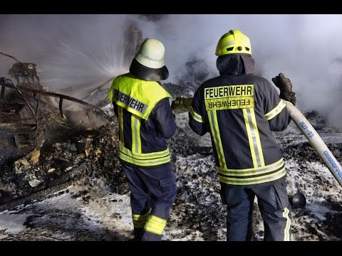 Skihütte in Neunkirchen wurde Raub der Flammen - Brandstiftung sehr wahrscheinlich