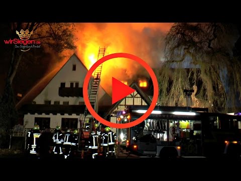 Vollbrand! China Restaurant und leerstehendes Hotel in Flammen (Hilchenbach/NRW)