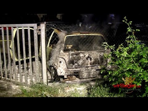 Brandstiftung - Mehrere Fahrzeuge in Flammen (Siegen/NRW)
