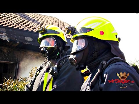 Erheblicher Sachschaden: Heißes Frittenfett löst Küchenbrand aus (Wilnsdorf-Wilgersdorf/NRW)