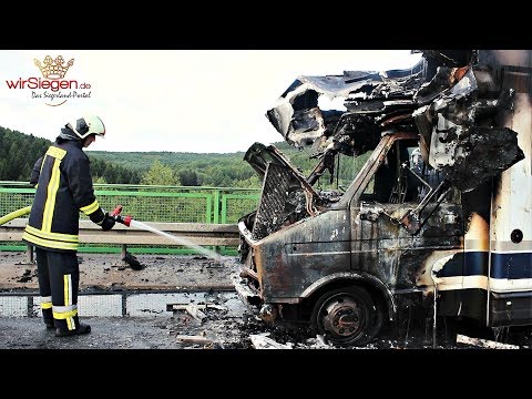 Reisemobil wurde Raub der Flammen (Wilnsdorf, A45/NRW)