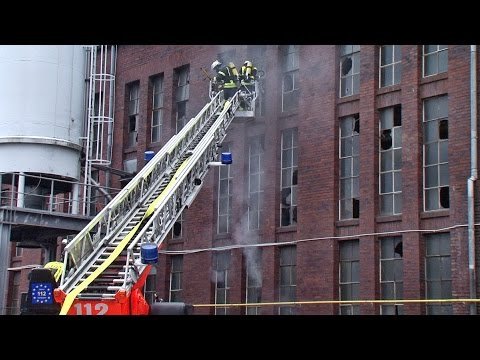 Hochofen in Industriebetrieb explodiert! Zwei Personen schwer verletzt (Siegen/NRW)