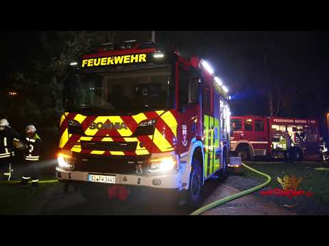Dachstuhl eines kirchlichen Veranstaltungsgebäudes zerstört