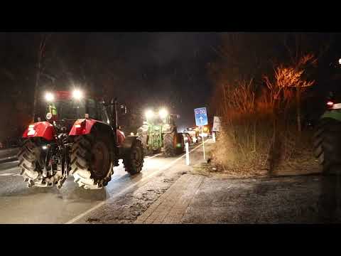 Aktionswoche der Landwirte im Kreis Siegen-Wittgenstein – die ersten Fahrzeuge rollen - NRW Demo