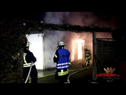 Nächtlicher Brand in Erndtebrücker Mehrfamilienhaus (Erndtebrück/NRW)