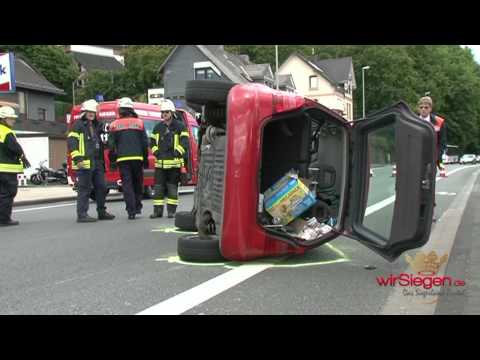 Drei Frauen und zwei Kinder bei Unfall verletzt