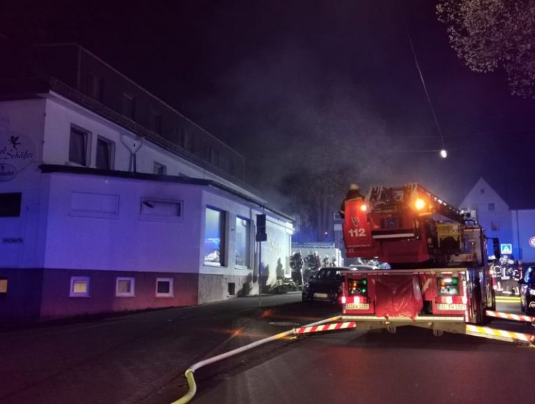 Feuer in einem Hotel in Siegen – Rosterstraße voll gesperrt | wirSiegen ...